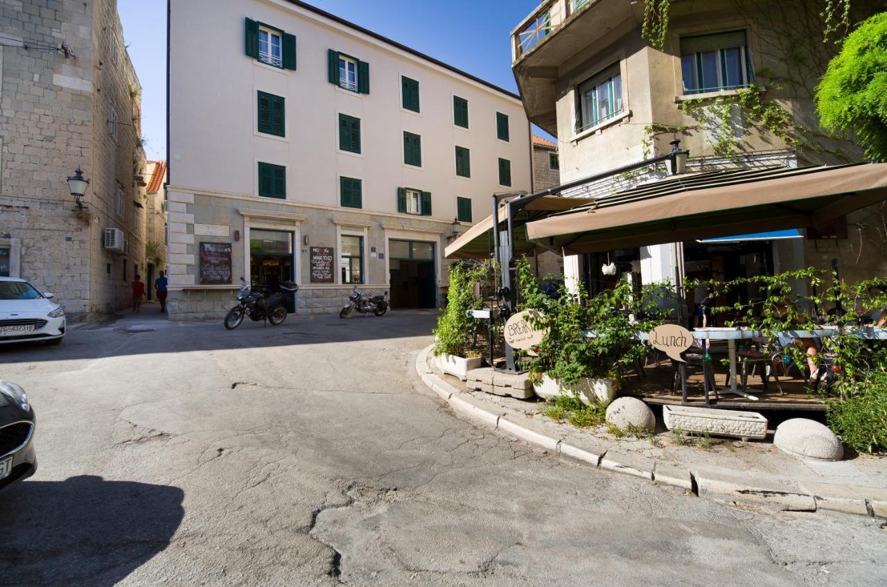 Lamenta Hotel Split Luaran gambar